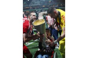 Μεγάλη ημέρα για τον μικρό Γιαννάκη - Ο πιο αγαπητός οπαδός του ΠΑΟΚ χειρουργείται στις ΗΠΑ, με έξοδα του Ιβάν Σαββίδη - εικόνα 2