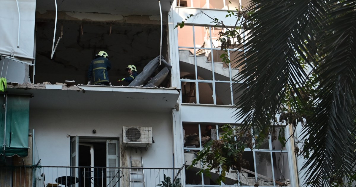 Αμπελόκηποι: Ακατάλληλη πλέον η πολυκατοικία, θα κατεδαφιστεί- Τόσο ισχυρή ήταν η έκρηξη της βόμβας των τρομοκρατών