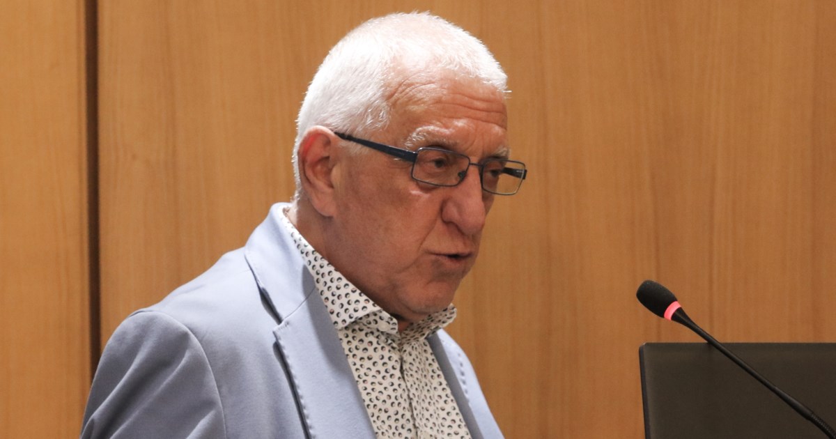 Η πτέρυγα Κασσελάκη στη Βουλή ψηφίζει "ναι" για Κακλαμάνη και "παρών" για Τασούλα