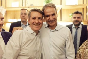 Το πρώτο "γαλάζιο" τραπέζι της ΔΕΘ: O Πιερρακάκης δείπνησε με 45 βουλευτές της ΝΔ από τη βόρεια Ελλάδα - εικόνα 3