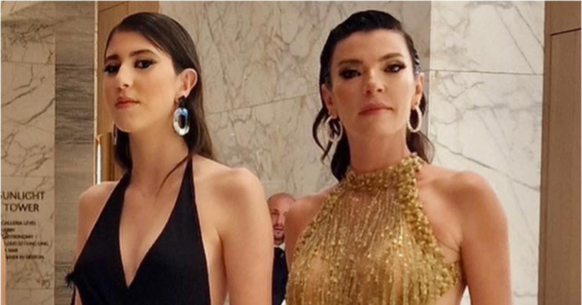 Ταξίδι στην Ίμπιζα με φίλες για τη Μαρίνα Βερνίκου - Στιλάτες διακοπές και βουτιές στα καταγάλανα νερά [εικόνες] - εικόνα 10