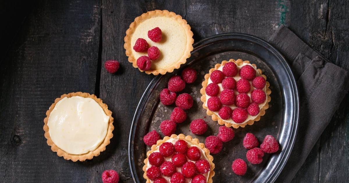 Εορτολόγιο: Ποια γνωστά ονόματα γιορτάζουν σήμερα, Τρίτη 14 Απριλίου