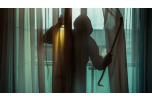 Συμμορία με "ερωτευμένα ζευγάρια" έκλεβε καταστήματα εστίασης στο κέντρο της Αθήνας: Εννέα διαρρήξεις σε δέκα ημέρες