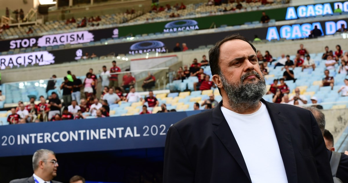 Αιχμηρό δημοσίευμα καταγγέλλει ότι το Μαξίμου ζήτησε να απομακρυνθούν τρία πρόσωπα από το Mega