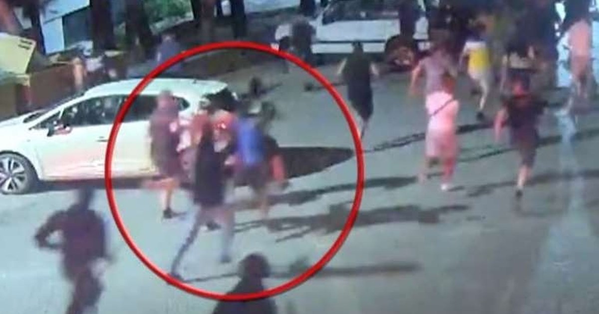 Νέα Φιλαδέλφεια: "Η ΕΛΑΣ έκανε τη δουλειά της" - Πηγές του Υπ. Προστασίας του Πολίτη για την απελευθέρωση του "Σουβλατζή" - εικόνα 2