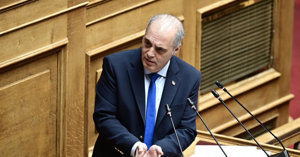 Ρωμανός: Πρωτόγνωρη χυδαιότητα οι δηλώσεις Βελόπουλου για τα Τέμπη