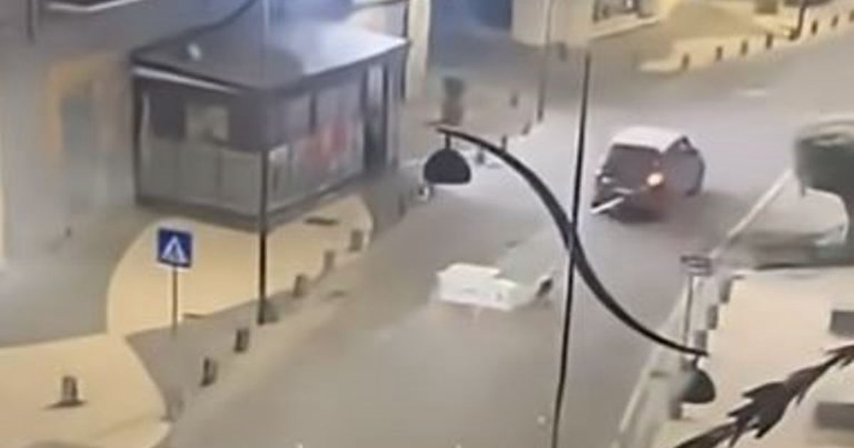 Καλόγρια σε ρόλο τροχονόμου στη Ρώμη για να βοηθήσει με το μποτιλιάρισμα [βίντεο]