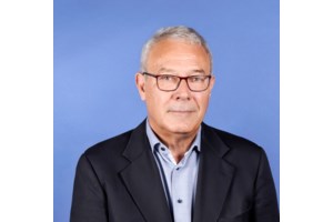 Από την τραγωδία Τσίπρα, στη φάρσα Κασσελάκη