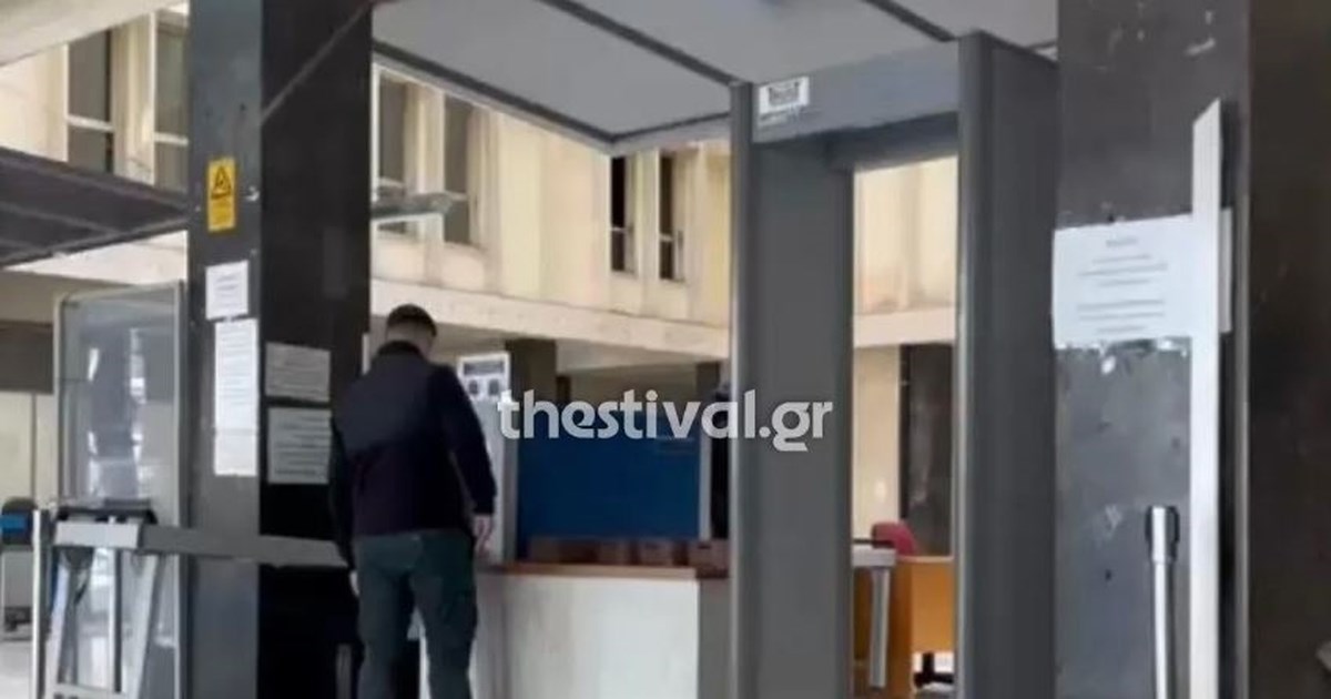 Θεσσαλονίκη: "Τον μαχαίρωσε στην καρδιά, δεν ήταν σε άμυνα", λένε από την πλευρά της οικογένειας του 20χρονου - εικόνα 2