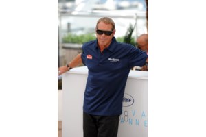 Εφυγε από την Ελλάδα ο ηθοποιός Τάσος Κωστής μετά την απώλεια της γυναίκας του: "Ολα εδώ μου θυμίζουν εκείνη..." - εικόνα 2