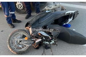 Σοβαρό τροχαίο στην Ποσειδώνος: Απορριματοφόρο παρέσυρε πεζό