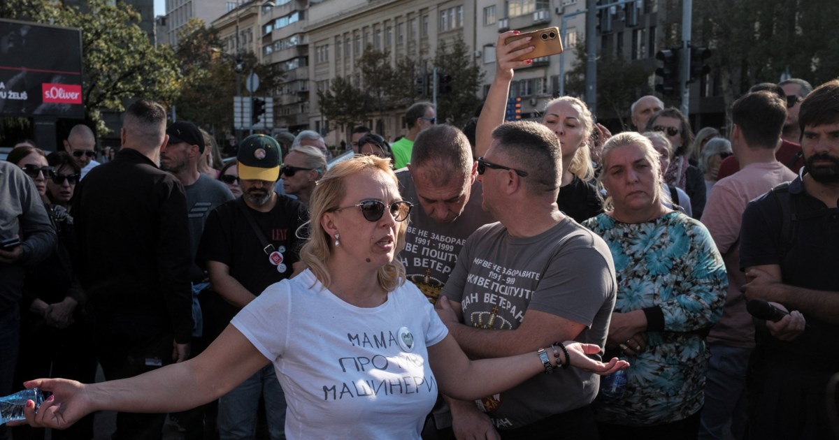 Χαμός στο Βελιγράδι: Συνελήφθη πρώην μπασκετμπολίστας της εθνικής Σερβίας στις αντικυβερνητικές διαδηλώσεις