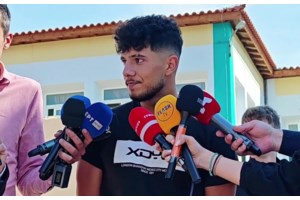 Πανελλήνιες 2025: Μαθητής στο Ρέθυμνο μηδενίστηκε για το κινητό του - Το είχε μαζί του και χτύπησε την ώρα της εξέτασης - εικόνα 3