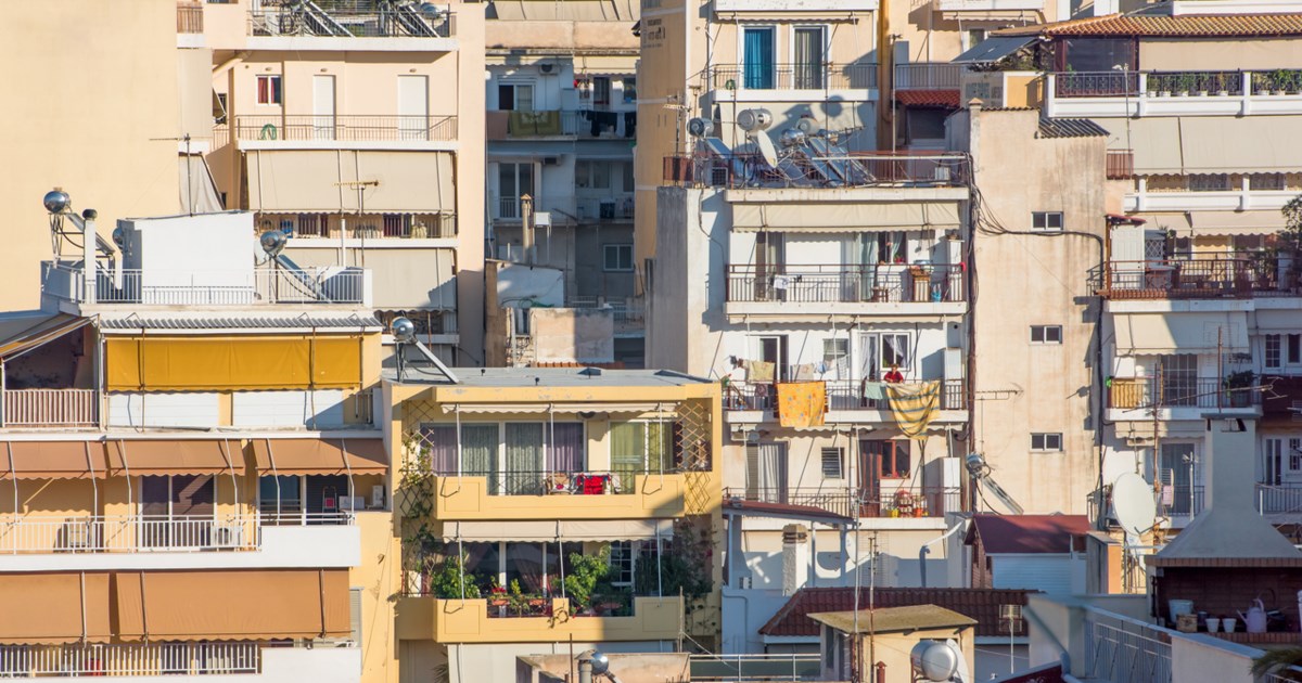 Γιατί μπαίνει το… στοίχημα, ο τζόγος και οι αμοιβές delivery στο καλάθι του πληθωρισμού