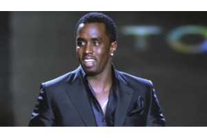 Η αντίδραση του ράπερ Παφ Ντάντι για το βίντεο που ξυλοκοπεί τη σύντροφό του: Είμαι αηδιασμένος με αυτό που έκανα