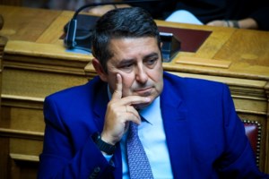 Ζωή Κωνσταντοπούλου: Ο Μυλωνάκης έχει εμπλοκή σε κακουργηματική παρασκηνιακή δράση