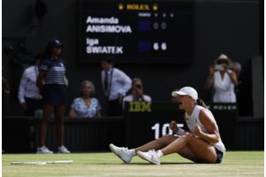 Wimbledon: Ο Γιανίκ Σίνερ "αποκαθήλωσε" τον Άλκαρεθ - Ο πρώτος Ιταλός που κατακτά το τρόπαιο