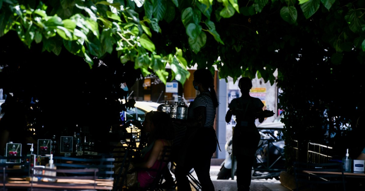 Δημοτικοί υπάλληλοι της Αθήνας εκβίαζαν επιχειρηματίες: Φωτογραφίες-ντοκουμέντα από τις συναλλαγές - εικόνα 7