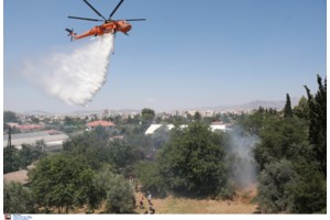 Καστοριά: Μαίνεται η φωτιά σε δασική έκταση στο Μακροχώρι - Ενισχύθηκαν οι δυνάμεις