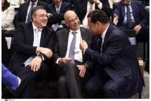 Πηγές του υπουργείου Εθνικής Άμυνας: Ανυπόστατα τα δημοσιεύματα για παρουσία Δένδια σε "εκδήλωση-φάντασμα"