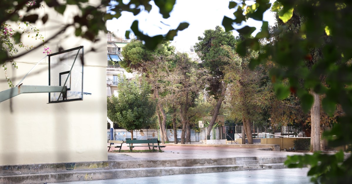 Τι είναι το μαχαίρι "πεταλούδα" με το οποίο η 16χρονη μαχαίρωσε τη 14χρονη συμμαθήτριά της στην Κυψέλη - εικόνα 2