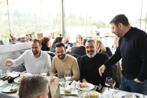 Γιατί απουσιάζει ο Νίκος Ανδρουλάκης - Τα νεότερα με την υγεία του - εικόνα 2