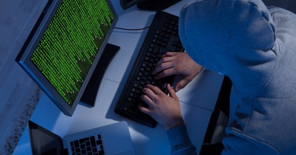 Υποκλοπές μέσω predator: Στις 19 Μαΐου θα συνεχιστεί η δίκη - Στο εδώλιο τέσσερις κατηγορούμενοι