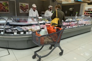 Σούπερ μάρκετ: Τέλος στο δωρεάν πάρκινγκ αν δεν ψωνίζεις - Μπάρες και χρονοχρέωση