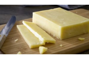 Να αποφεύγουμε τα γαλακτοκομικά πριν τον ύπνο ή όχι; Ποιους ενοχλούν περισσότερο - εικόνα 2