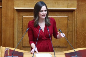 Ανοιγμα Χαρίτση σε Τσίπρα: Αξιοσημείωτη η δυναμική της ΕΛΑΣ, μιλάει σε όσους ήταν εκτός πολιτικού παιχνιδιού
