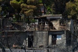 Φωτιά τώρα στη ΒΙΠΕ Κορωπίου: Ήχησε το 112 - εικόνα 2