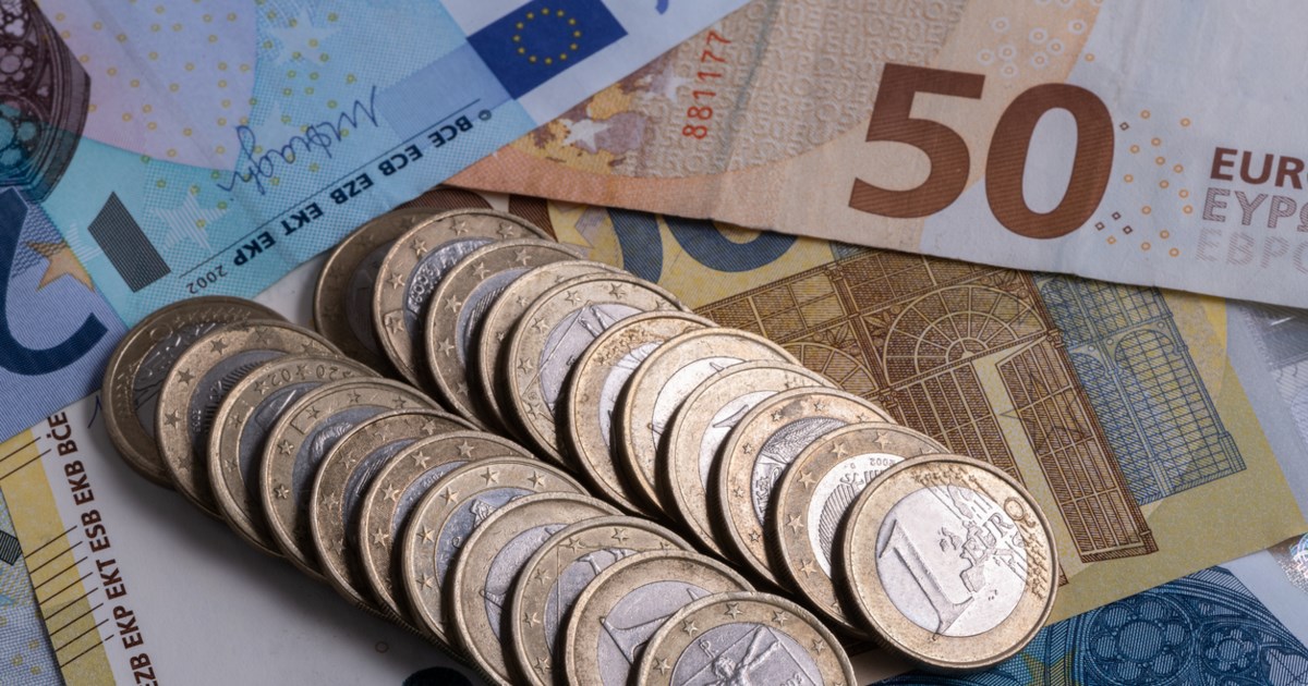 Πότε θα τεθεί σε πιλοτική κυκλοφορία το ψηφιακό ευρώ και τι θα αλλάξει στις συναλλαγές