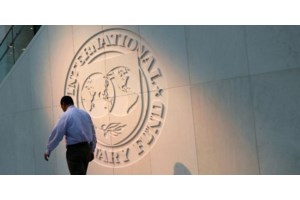 ΔΝΤ: Προβλέπει πρωτογενή πλεονάσματα και συνεχή μείωση του δημόσιου χρέους της Ελλάδας - Στο 130,2% του ΑΕΠ έως το 2030