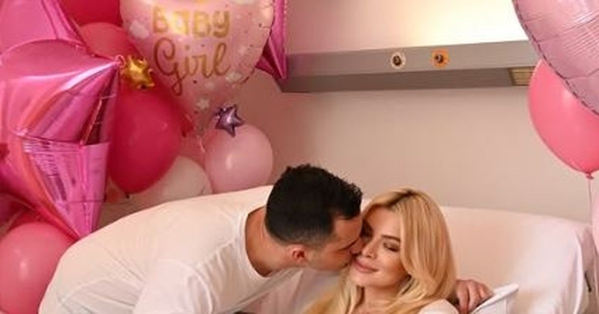 Κατερίνα Καινούργιου: Πήρε εξιτήριο από το μαιευτήριο - Οι φωτογραφίες αγκαλιά με την κόρη της