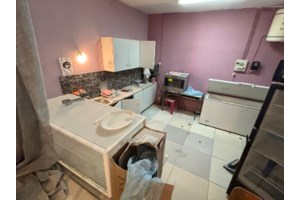 Αδιανόητος βανδαλισμός στη Νάξο: Γέμισαν με μπογιές δημοτικό σχολείο - "Αισθάνομαι ντροπή", ξεσπά ο διευθυντής