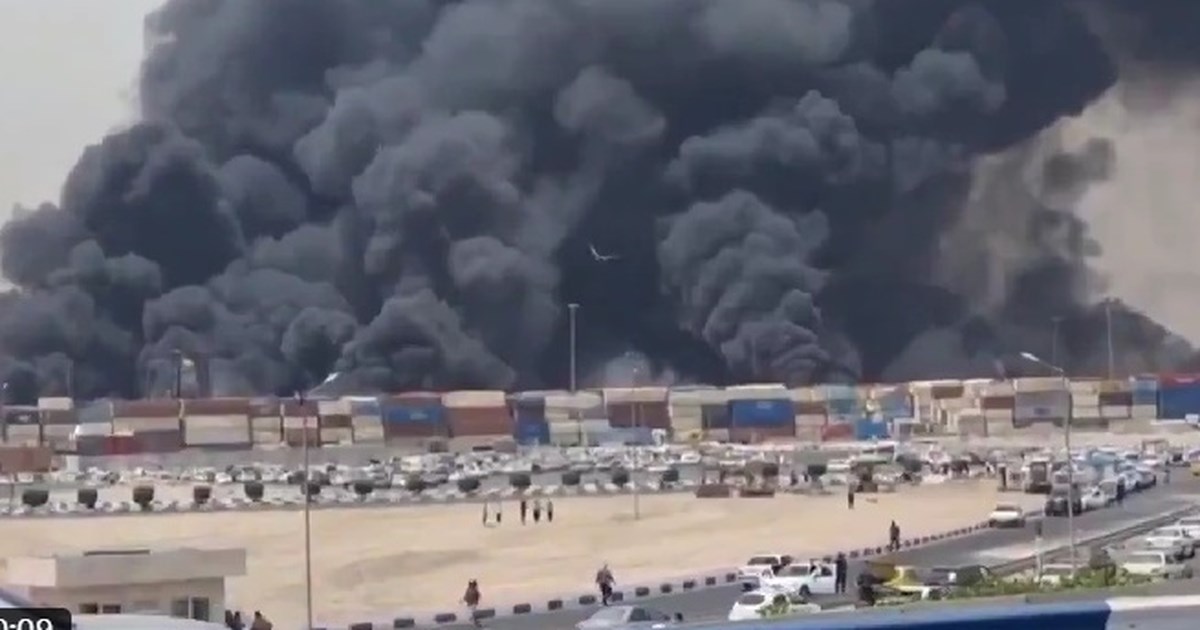 Τεράστια έκρηξη στο μεγαλύτερο λιμάνι του Ιράν: 28 νεκροί και 1.000 τραυματίες - Πιθανή ανάφλεξη χημικών [εικόνες]