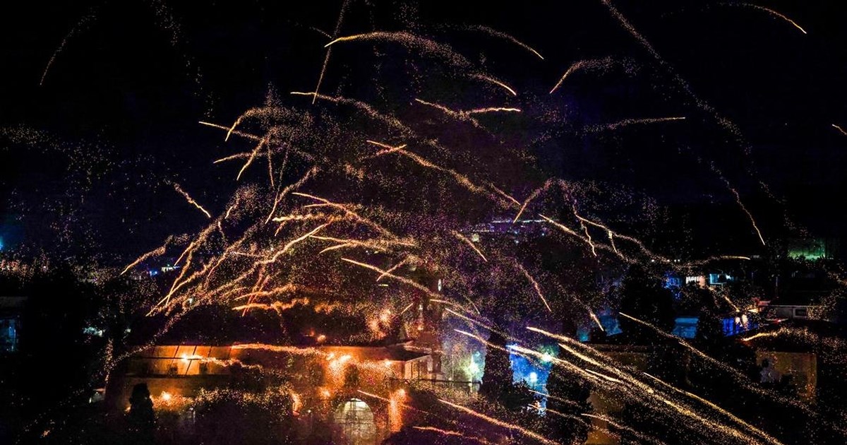 Ρουκετοπόλεμος στη Χίο: Ο ουρανός 