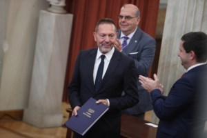 Στουρνάρας: Η μεταποίηση μοχλός ανάπτυξης για την ελληνική οικονομία