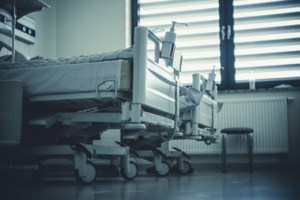 Ιδιωτικές κλινικές: Χρεώσεις δύο ταχυτήτων και αδιαφάνεια στις τιμές - Τι διαπίστωσε η Επιτροπή Ανταγωνισμού