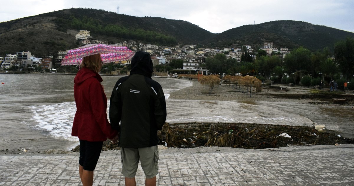 Μαρουσάκης: Τι είναι ο "Εμποδιστής Ρεξ" που φέρνει την πρώτη κακοκαιρία του φθινοπώρου με επικίνδυνες συνθήκες