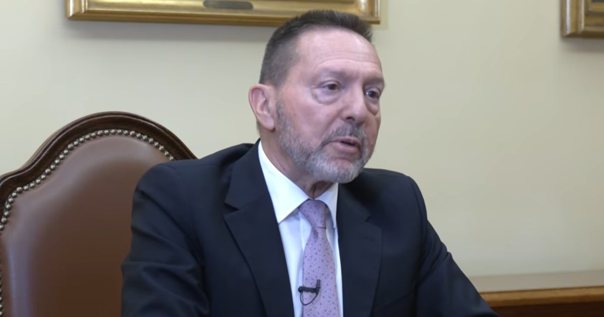 Ο Τσίπρας απαντά στις καταγγελίες Στουρνάρα ότι τον εκβίαζε για την Τράπεζα Αττικής: "Αθλιότητα, στερούνται σοβαρότητας"