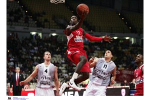 Φυλάκιση 14 ημερών στον Σιέλντερουπ της Μπενφίκα για διαμοιρασμό ερωτικού βίντεο με ανήλικους