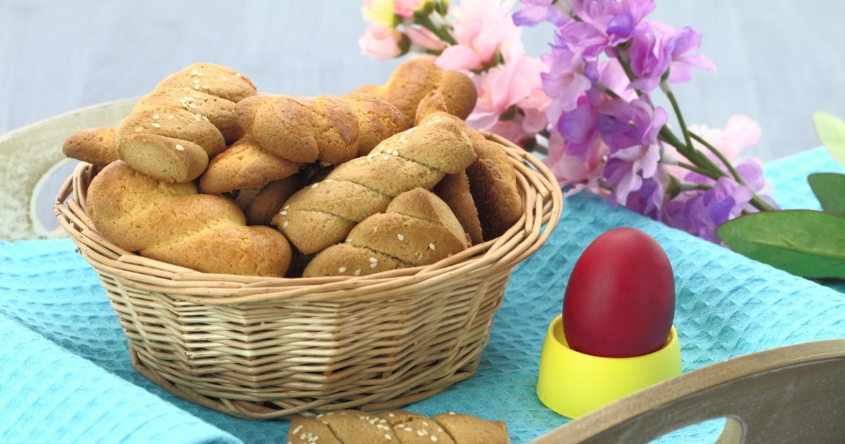 Πασχαλινά κουλουράκια με άρωμα τσουρεκιού -Πανεύκολα και πολύ τραγανά