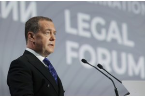 Ζελένσκι: Συζητούμε με τον Τραμπ την πιθανή παρουσία αμερικανικών στρατευμάτων στην Ουκρανία