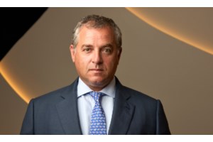 Οι διάδοχοι των εφοπλιστικών δυναστειών: Η νέα γενιά που παίρνει το τιμόνι της ελληνικής ναυτιλίας στα χέρια της