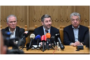 Ανδρουλάκης: "Μόνο το ΠΑΣΟΚ μπορεί να διαδεχτεί τη ΝΔ - Η κυβέρνηση τα έχει κάνει μπάχαλο"