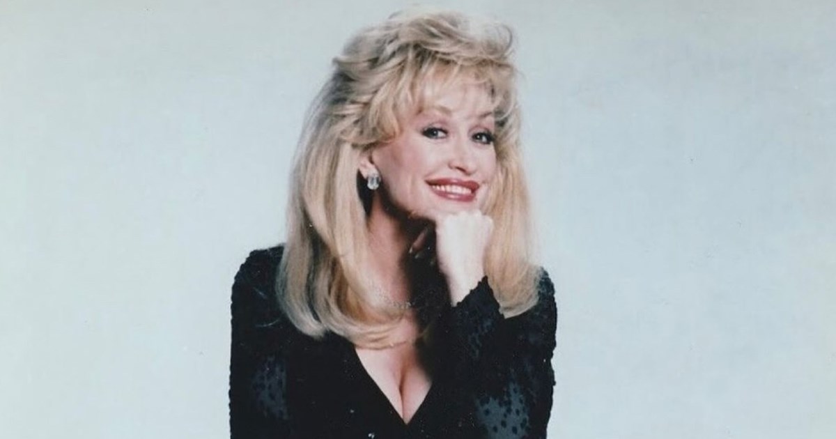 "Δεν πέθανα ακόμη": Η Ντόλι Πάρτον ξεσπά για τις φήμες που τη θέλουν ετοιμοθάνατη [βίντεο]