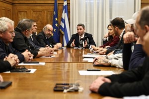 Το ΠΑΣΟΚ καταγγέλλει τη ΔΕΗ ότι απαγορεύει στον Ανδρουλάκη να επισκεφθεί τη μονάδα "Πτολεμαΐδα V"