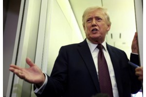 FT: Υποπτες συναλλαγές 580 εκατ. στην αγορά πετρελαίου πριν την ανάρτηση Τραμπ για τις συνομιλίες με το Ιράν