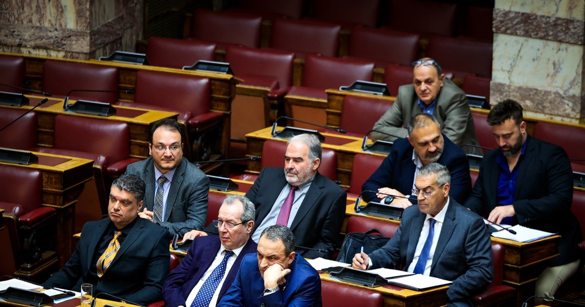 Ανεξαρτητοποιήθηκε ο βουλευτής των Σπαρτιατών, Γιώργος Μανούσος - εικόνα 2